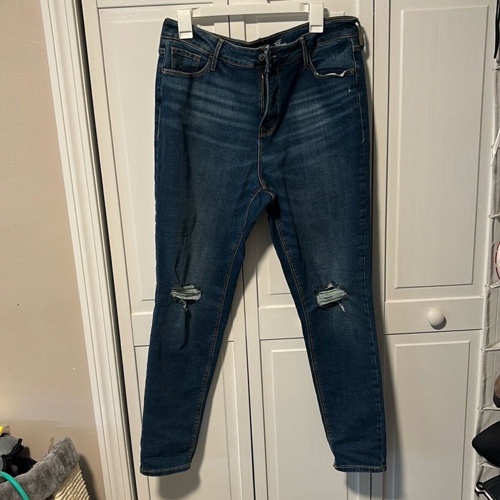 Old Navy destructed jeans. High rise  super skinny.